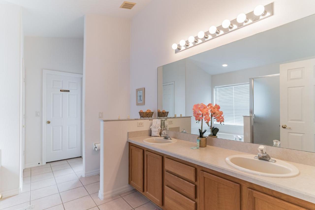 Beautiful Family Vacation Home With Private Pool, Close To Disney! Home ออร์ลันโด ภายนอก รูปภาพ