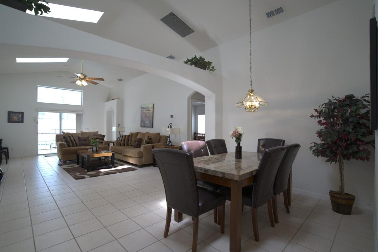 Beautiful Family Vacation Home With Private Pool, Close To Disney! Home ออร์ลันโด ภายนอก รูปภาพ